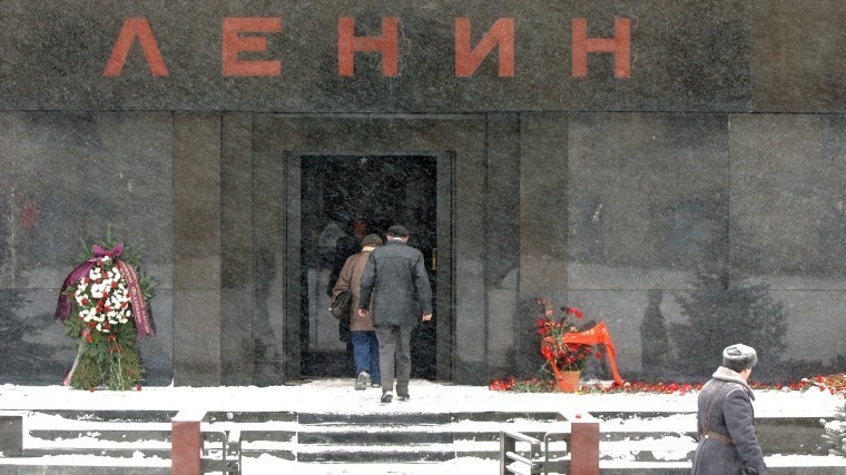 Мавзолей Ленина в Москве временно закроется