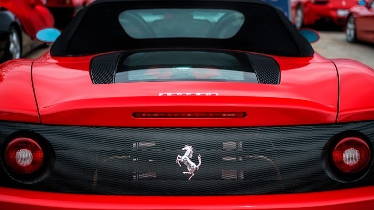  : Ferrari    
