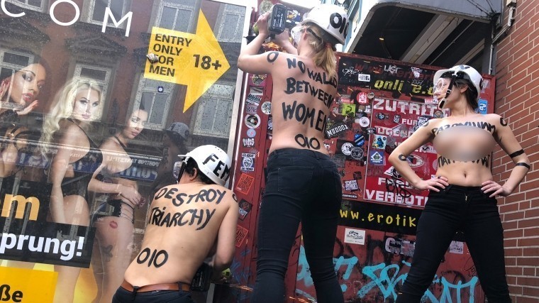 :  Femen     