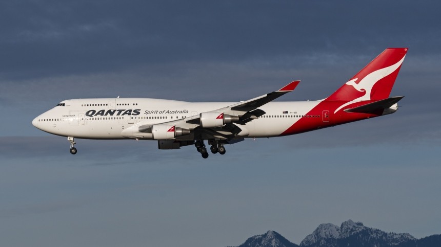   Qantas      
