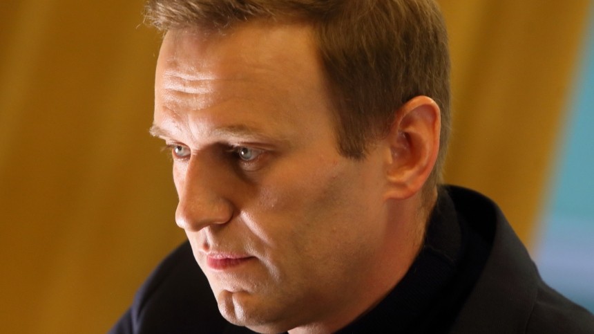 Навального вывели из комы, заявили в клинике Charite