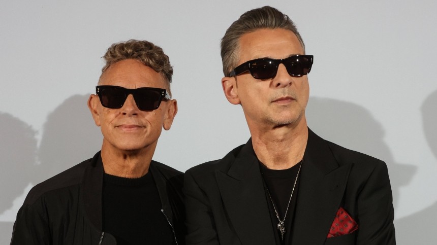  Depeche Mode     