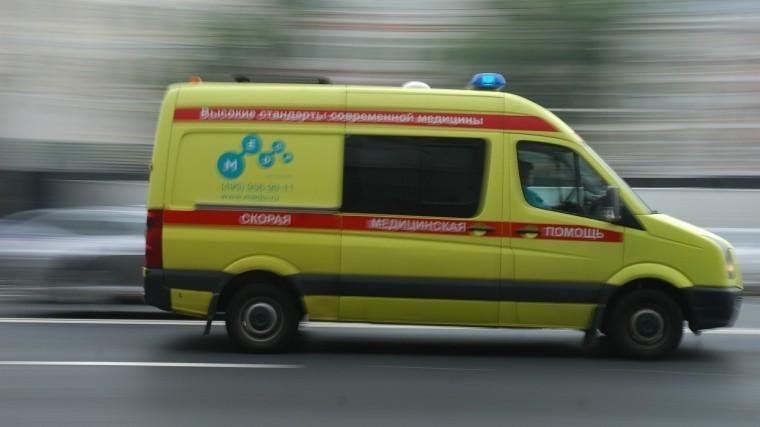 Трое погибли в аварии в Петербурге — фото с места