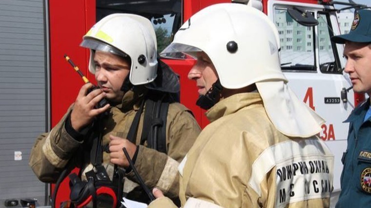 Пятый канал публикует первые кадры пожара в гостинице “Останкино” в Москве