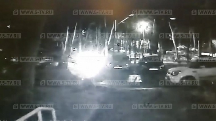 Камера зафиксировала момент взрыва в квартире на юго-западе Москвы — видео