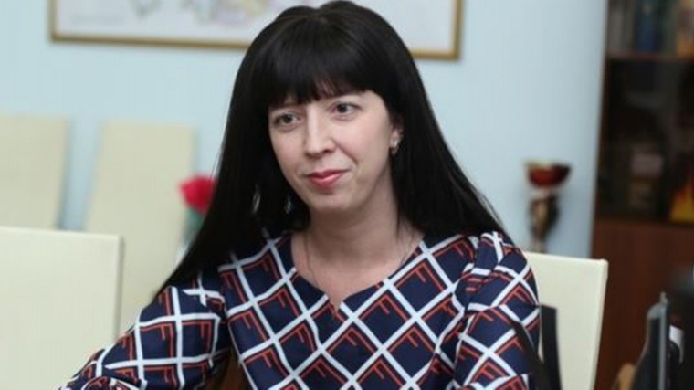 Алтайская чиновница назвала зарплату в 9 тысяч рублей завышенными требованиями