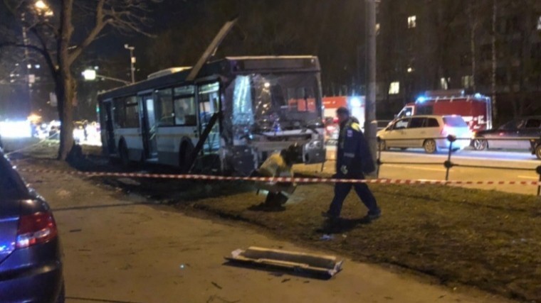 Фото: причиной жуткого ДТП с московским автобусом стало состояние водителя