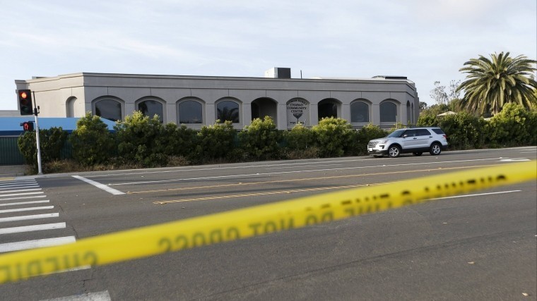 Неизвестный устроил стрельбу в калифорнийской синагоге, четверо пострадали