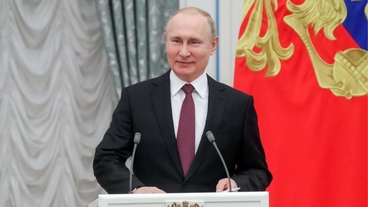 Владимир Путин подписал закон о крабовых аукционах