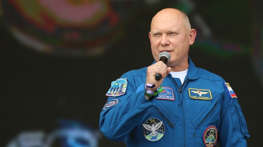 Гости «Нашествия» спели космонавту МКС его любимую песню — видео