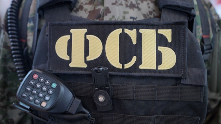 ФСБ проводит обыски после задержания начальника ОМВД Москвы и его заместителя