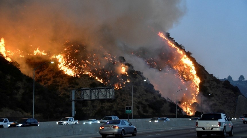 Огненный ад: экстремальный режим пожарной опасности объявлен в Калифорнии