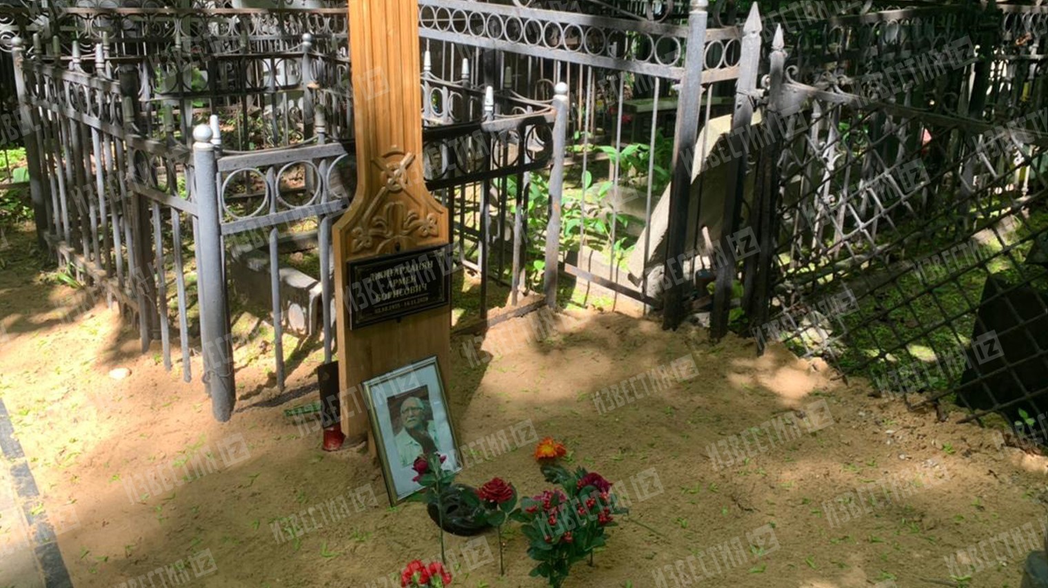 Армен Джигарханян Ваганьковское кладбище