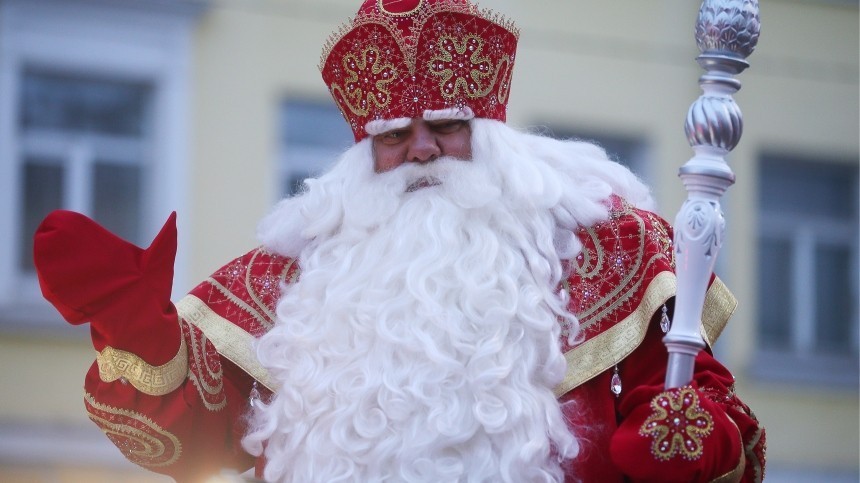 Дед Мороз обменялся поздравлениями и подарками с финским коллегой Йоулупукки