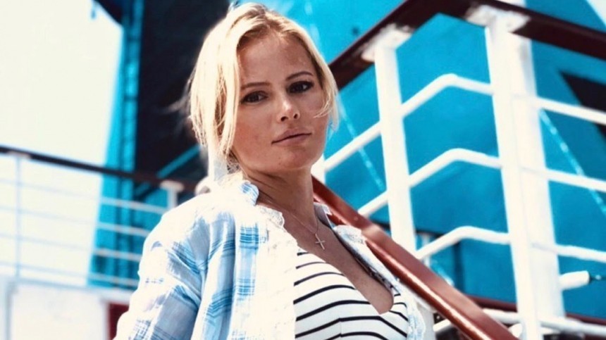 Дана Борисова шокировала признанием, что выпила духи во время срыва