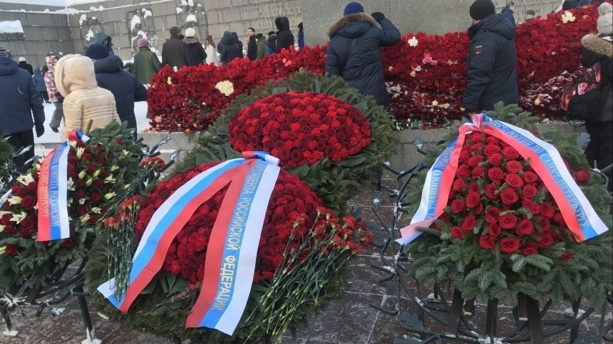 Секретарь Совбеза РФ Патрушев почтил память погибших в годы блокады Ленинграда