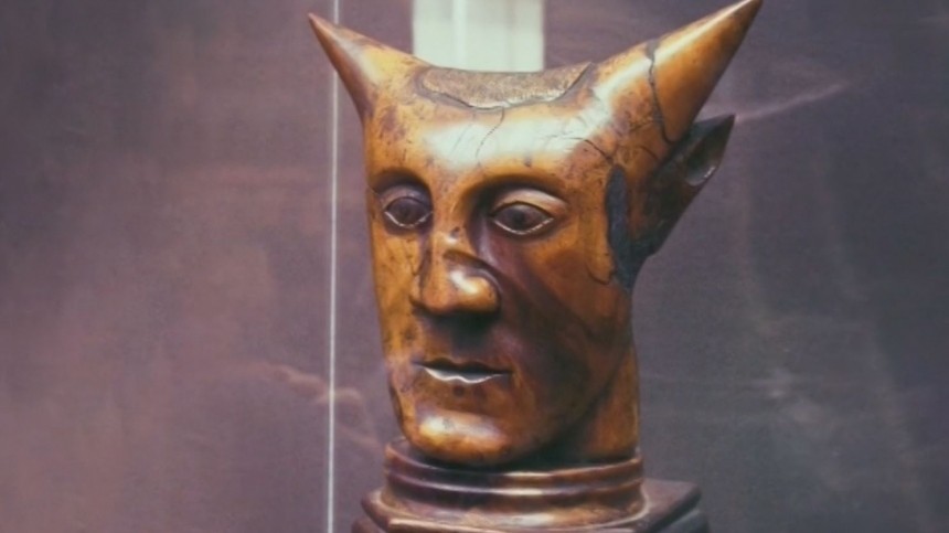Самая редкая скульптура Поля Гогена “Голова с рогами” оказалась фальшивкой