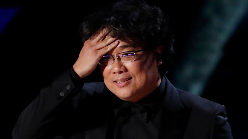 Пон Джун-хо получил награду «Оскара» как лучший режиссер