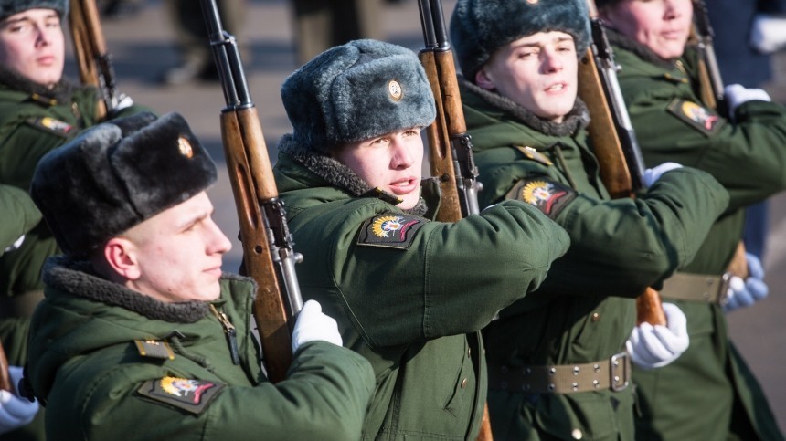 В Смоленской области устроили парад для одного ветерана ВОВ
