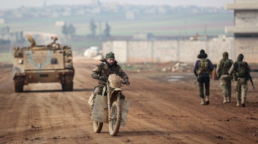 Турция обвинила Сирию в воздушном ударе по своим позициям после схватки в Идлибе