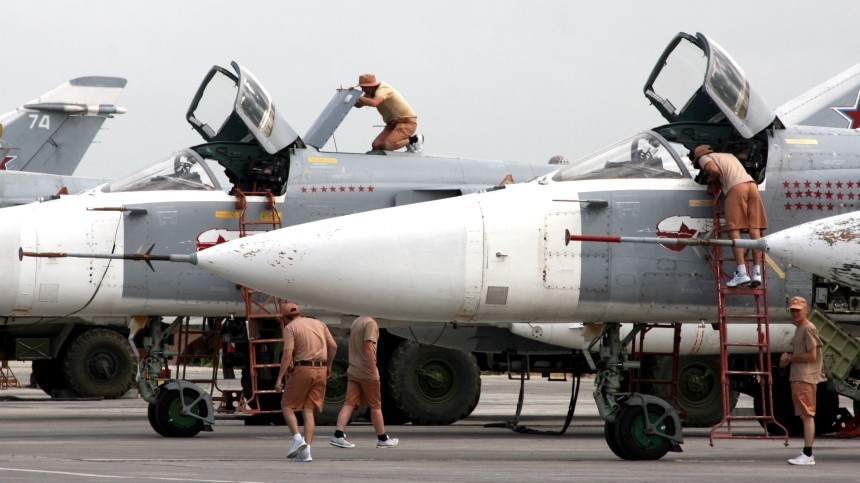 Военный эксперт рассказал, что защищает российские самолеты от обстрелов турок