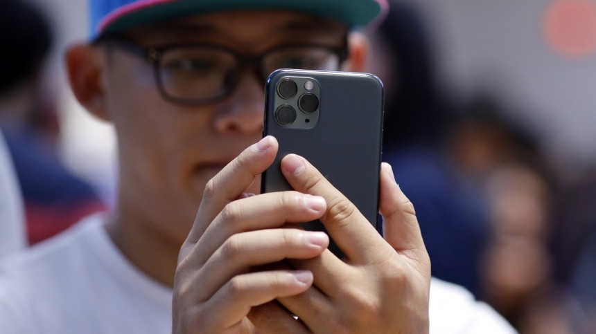 Apple презентовала пятичасовой фильм об Эрмитаже, снятый на iPhone 11