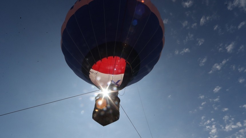 Влюбленных, потерпевших бедствие на воздушном шаре, спасли в Сочи — видео