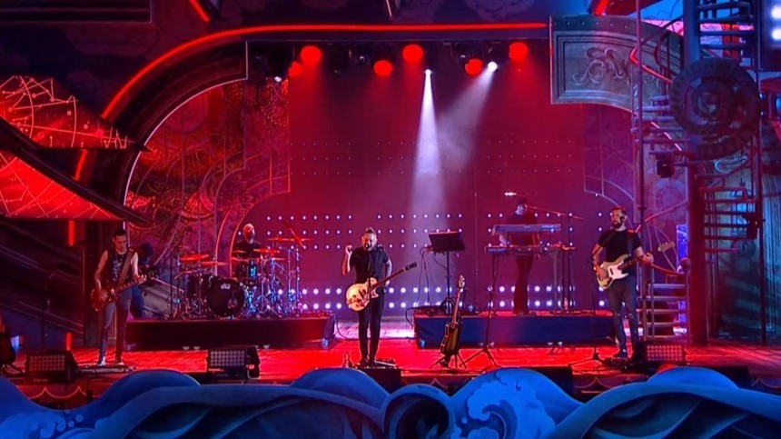 Группа “Звери” стала хэдлайнером грандиозного концерта на “Алых парусах”