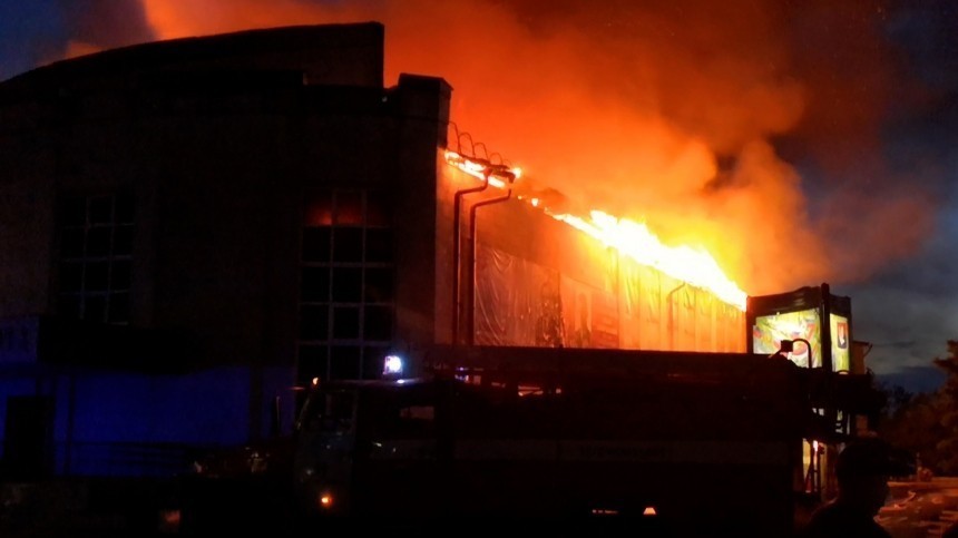 Названы возможные причины пожара в Доме культуры во Владимирской области