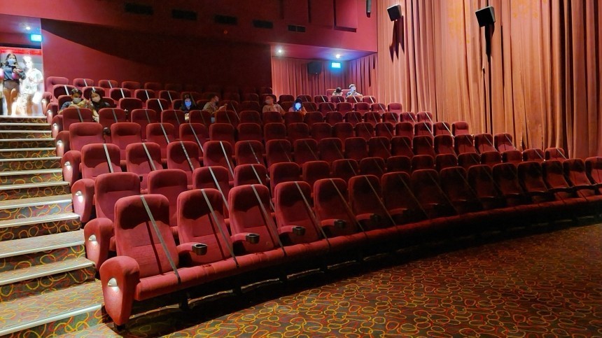 Кино по-новому: Как мы будем ходить в кинотеатры после пандемии