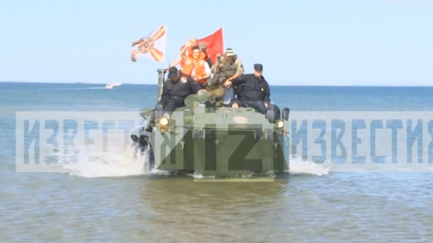 «Сталкиваемся впервые»: организаторы «Керченского десанта» о затонувшем БРДМ-2