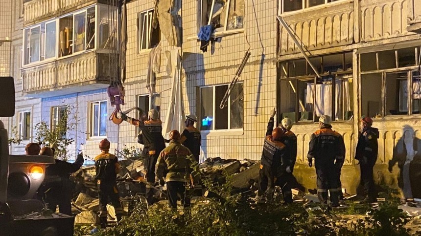 Момент взрыва в доме в Ярославле попал на видео