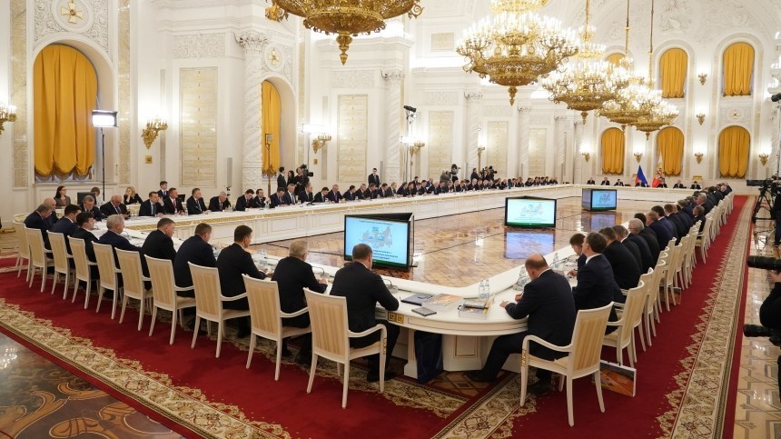 Путин оценил роль Государственного совета в системе власти России