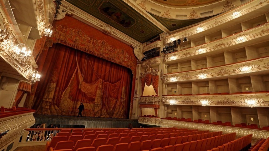 Михайловский театр в Петербурге готовится к открытию сезона
