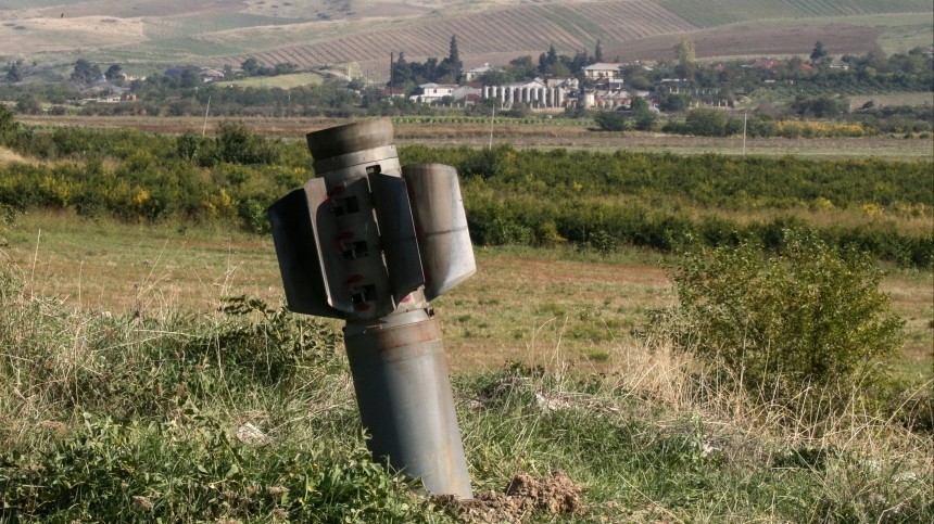 Из-за обстрелов Мартакерт в Нагорном Карабахе превращается в город-призрак