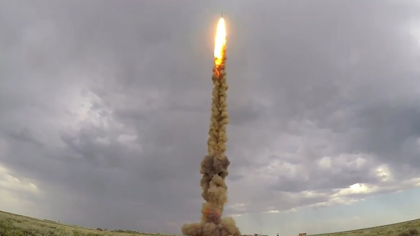 Видео: Российские военные испытали новейшую противоракету системы ПРО