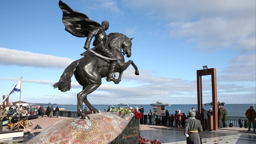 Памятник герою Русско-персидской войны генералу Котляревскому открыт в Крыму