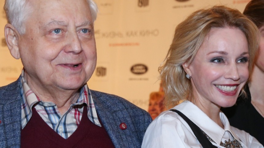 Вдова Табакова пожаловалась на сокращение своих ролей в театре после смерти мужа