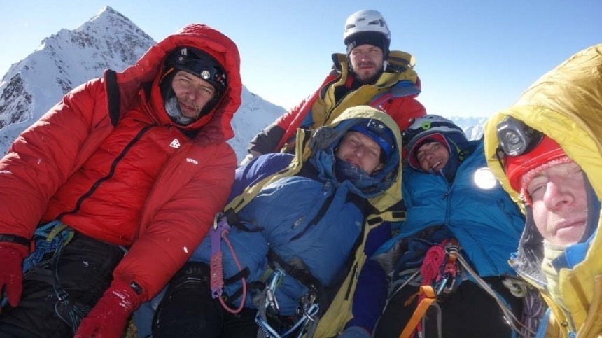 Российские альпинисты совершили уникальное восхождение на гору Аксу