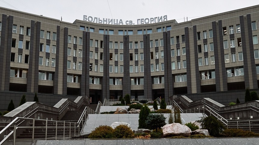 Тело пациента с СОVID-19 с ножом в сердце обнаружили в больнице Петербурга