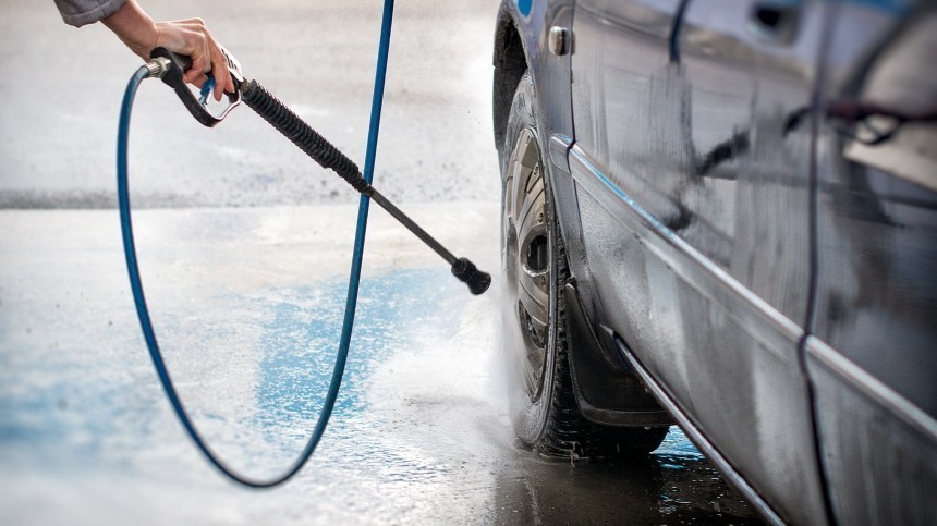 Что будет, если помыть автомобиль в 40-градусный мороз? — видео