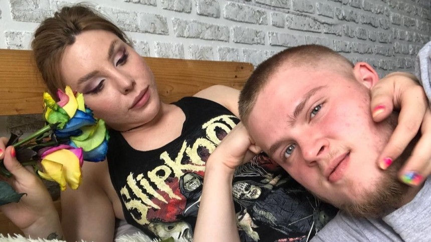 «У нас пауза»: первая в России женатая пара трансгендеров на грани развода