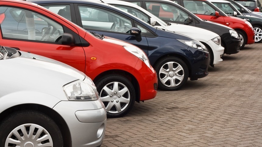 Как сэкономить при покупке машины в кризис — советы автоэкспертов