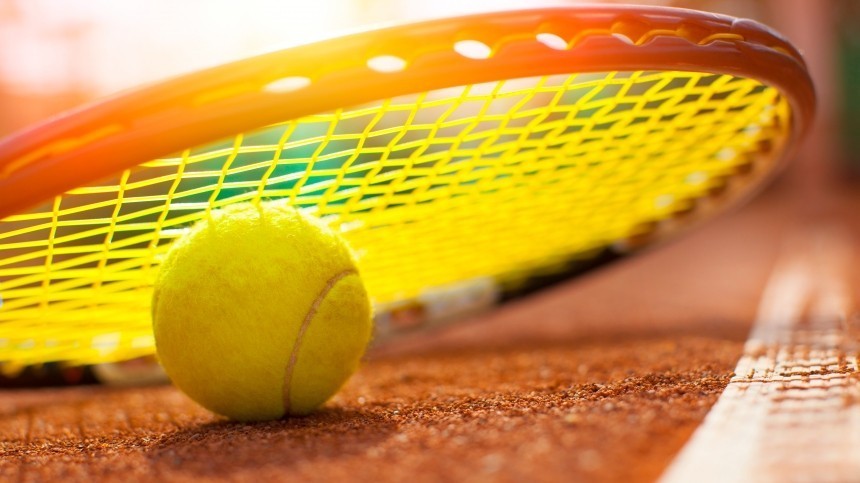 Финал турнира WTA в Петербурге прервали из-за инфаркта у болельщика
