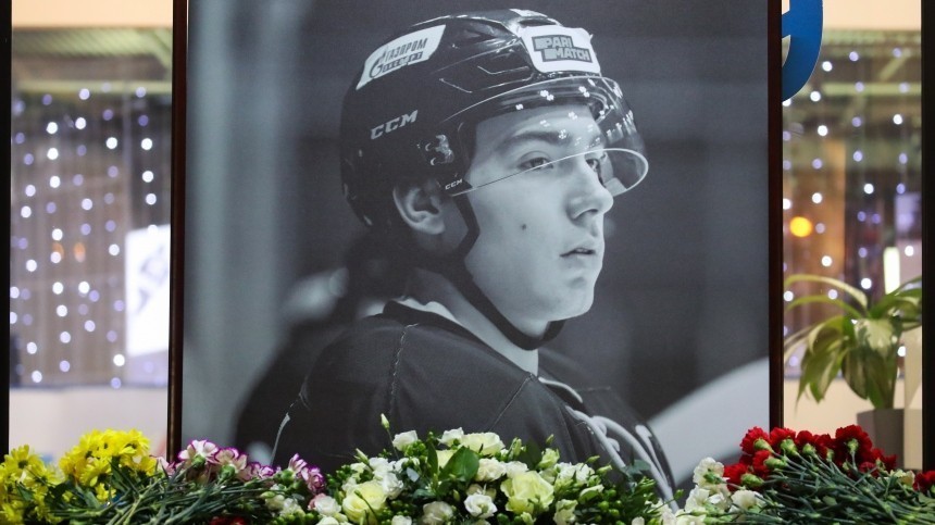 В Петербурге увековечат память трагически погибшего хоккеиста Тимура Файзутдинова