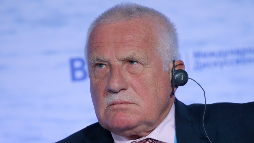 «Сфабрикованное чучело»: экс-лидер Чехии высказался о взрывах на военных складах