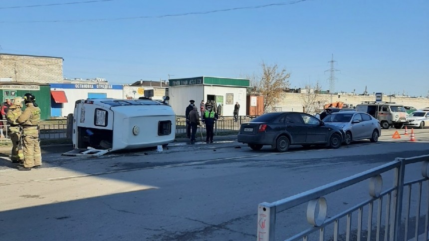 Девять человек пострадали в результате ДТП с маршруткой в Ульяновске