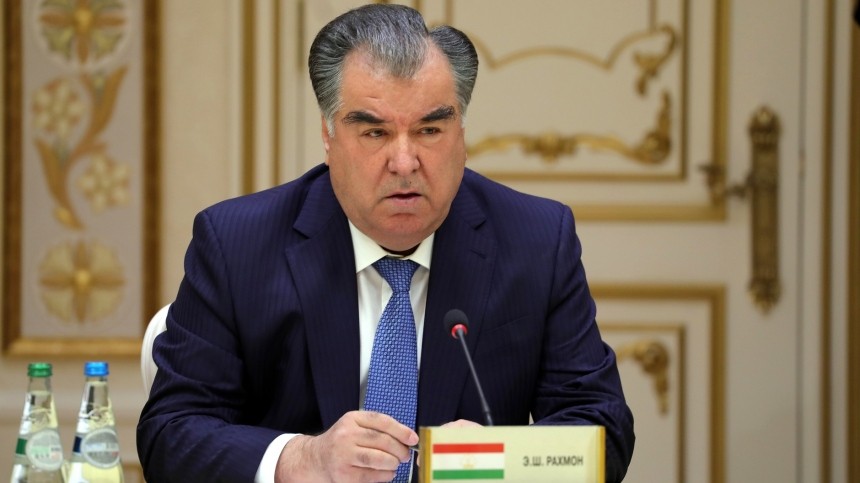 Президент Таджикистана Рахмон посетит Парад Победы в Москве
