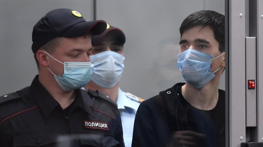 Видео из суда с подозреваемым в стрельбе в казанской школе