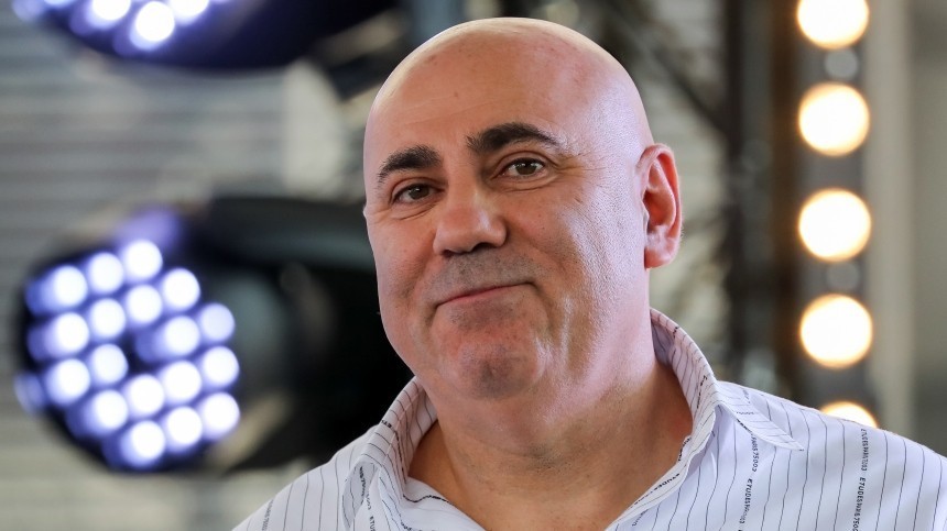 Надо думать головой: Пригожин осудил выселенных из квартиры родных